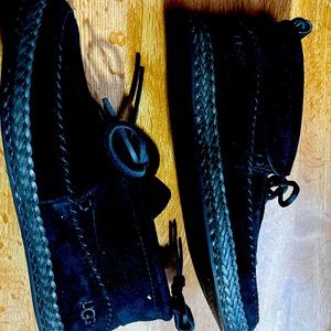 Beautiful Ugg suede moccasins